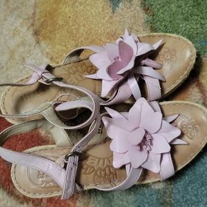 Size 7 Born wedge Last Chance Sale !!